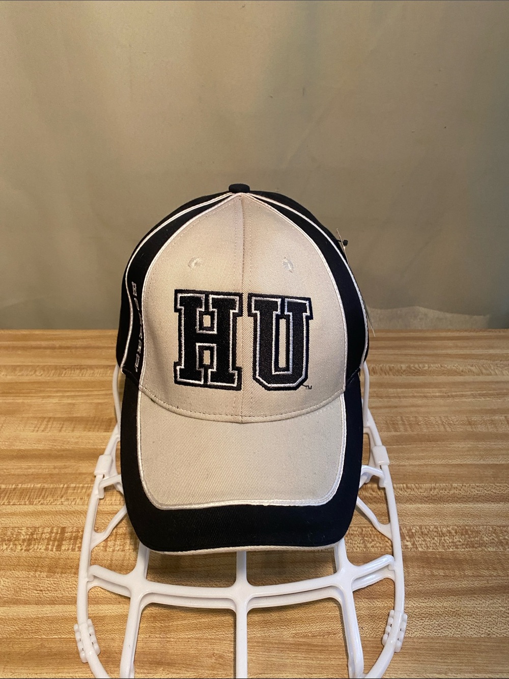 Vintage Howard University Gear For Sports Perched Twill (HU) Logo Baseball Cap O